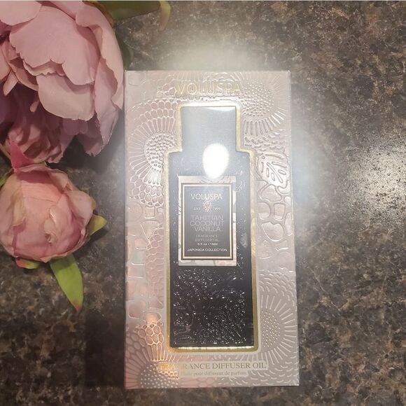 Voluspa Tahitian Coconut Vanilla Ultrasonic Diffuser Oil - Picture 3 of 7